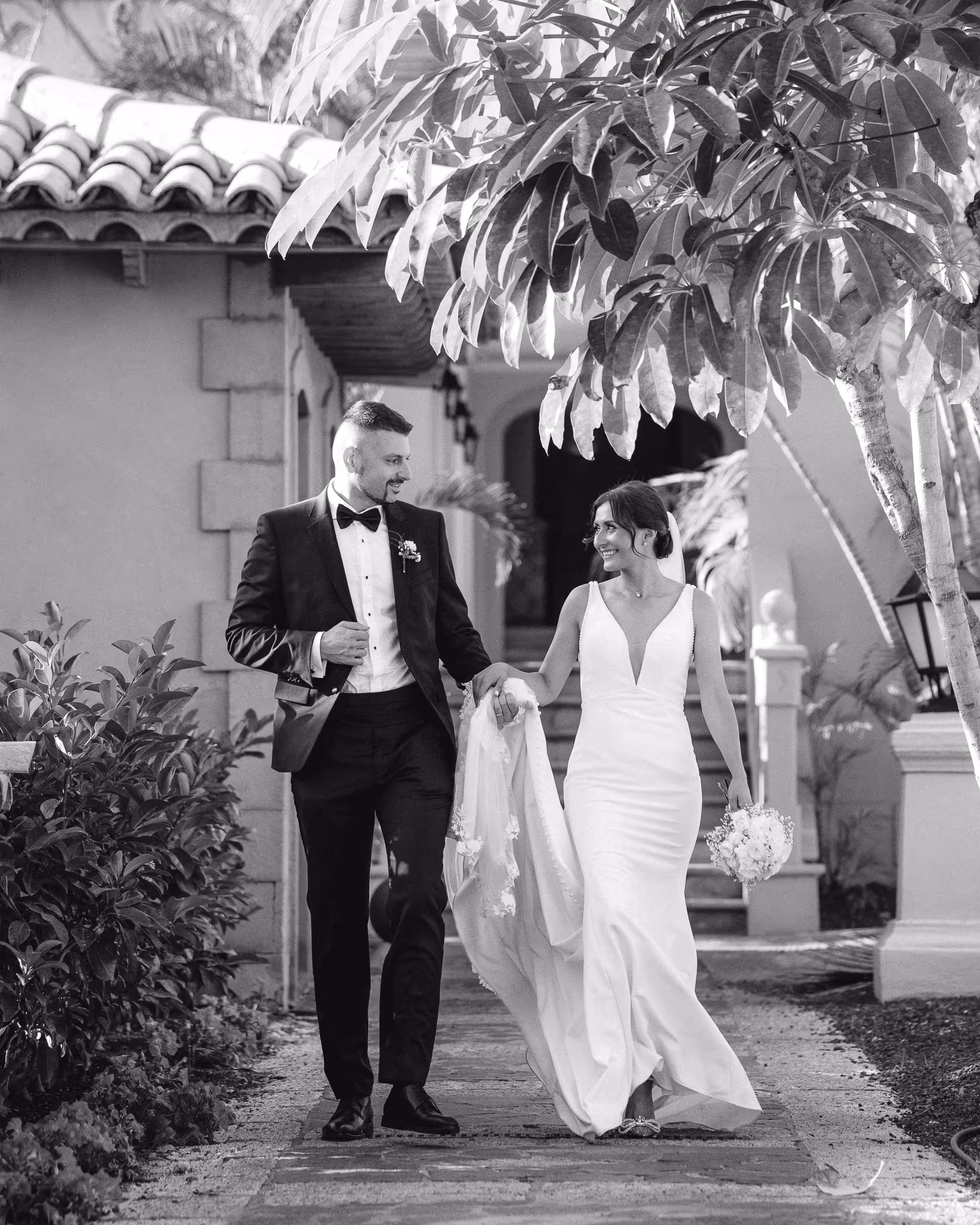 Fotografía de boda de Denis y Natalia en Costa Adeje, Tenerife — imagen 10 de 20