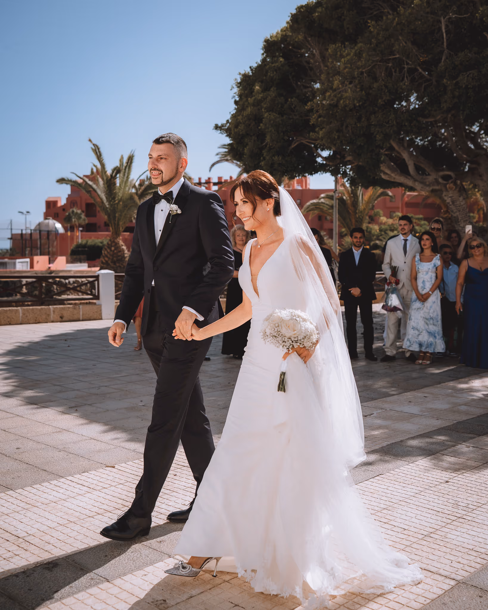 Fotografía de boda de Denis y Natalia en Costa Adeje, Tenerife — imagen 12 de 20