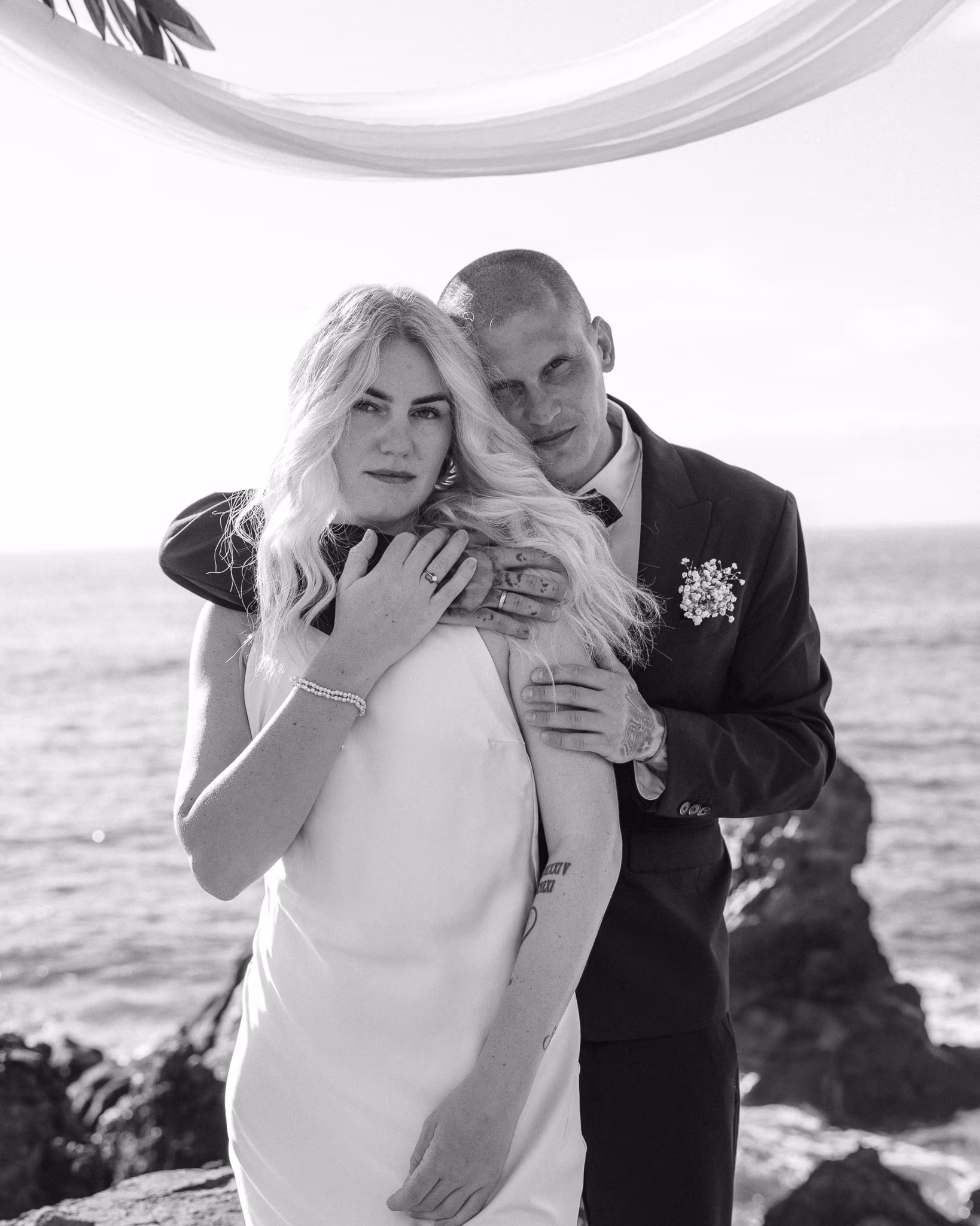Fotografía de boda de Tomas e Ieva en Playa San Juan, Tenerife — imagen 18 de 20