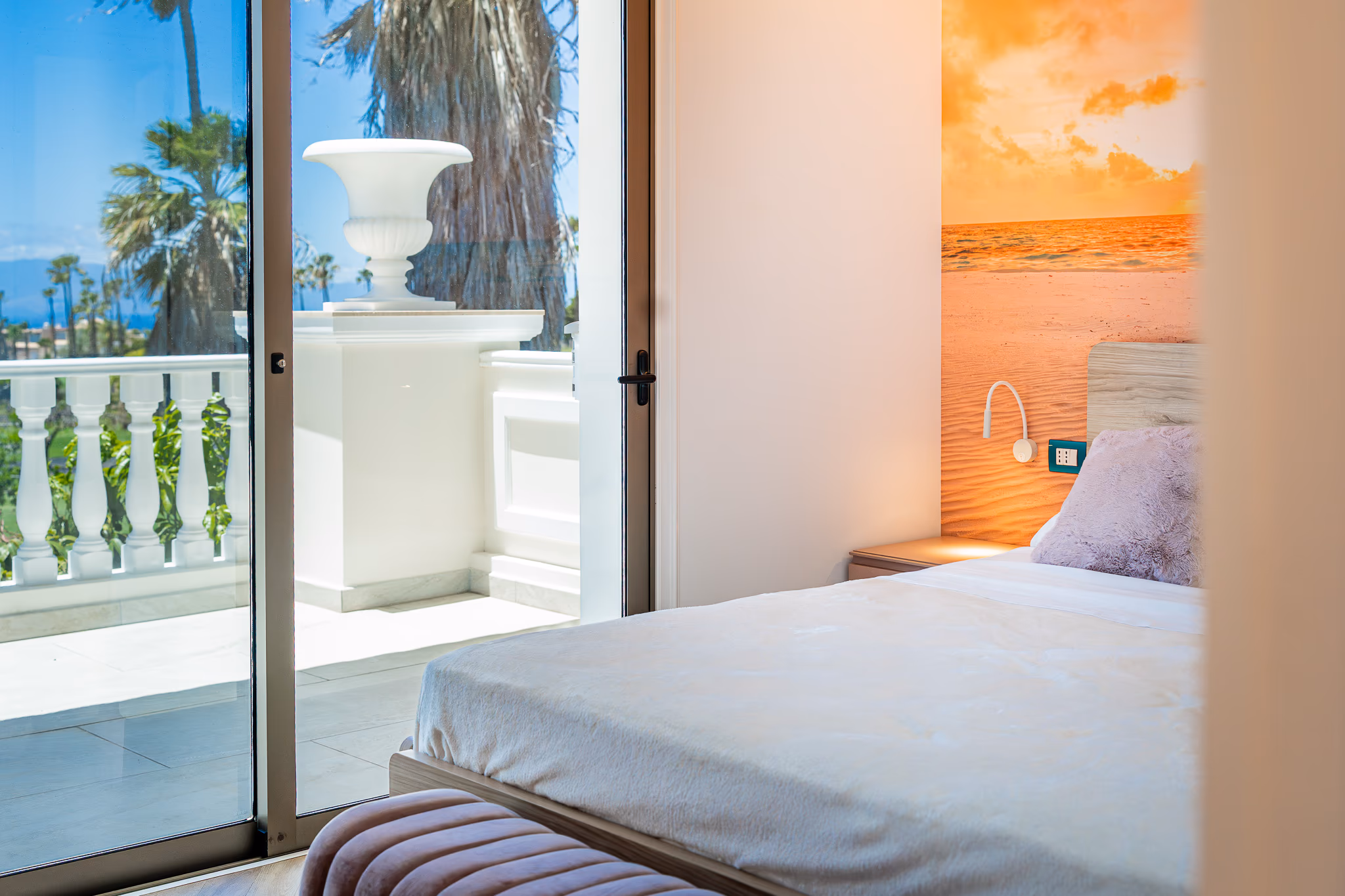 Fotografía inmobiliaria de villa en La Caleta, Tenerife — imagen 19 de 30