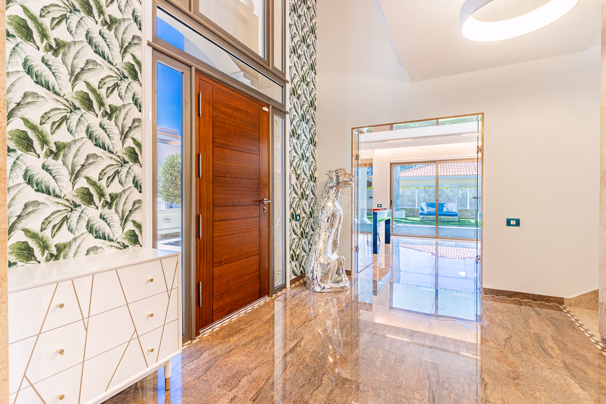 Fotografía inmobiliaria de villa en La Caleta, Tenerife — imagen 5 de 30