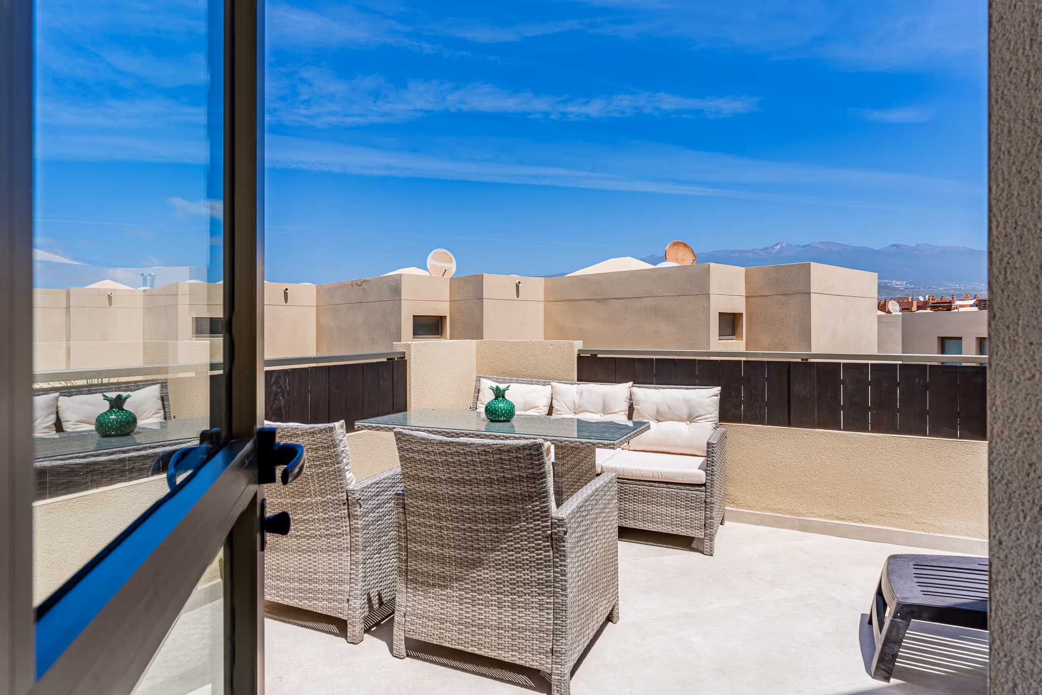 Fotografía inmobiliaria de Sotavento en La Tejita, Tenerife — imagen 22 de 23