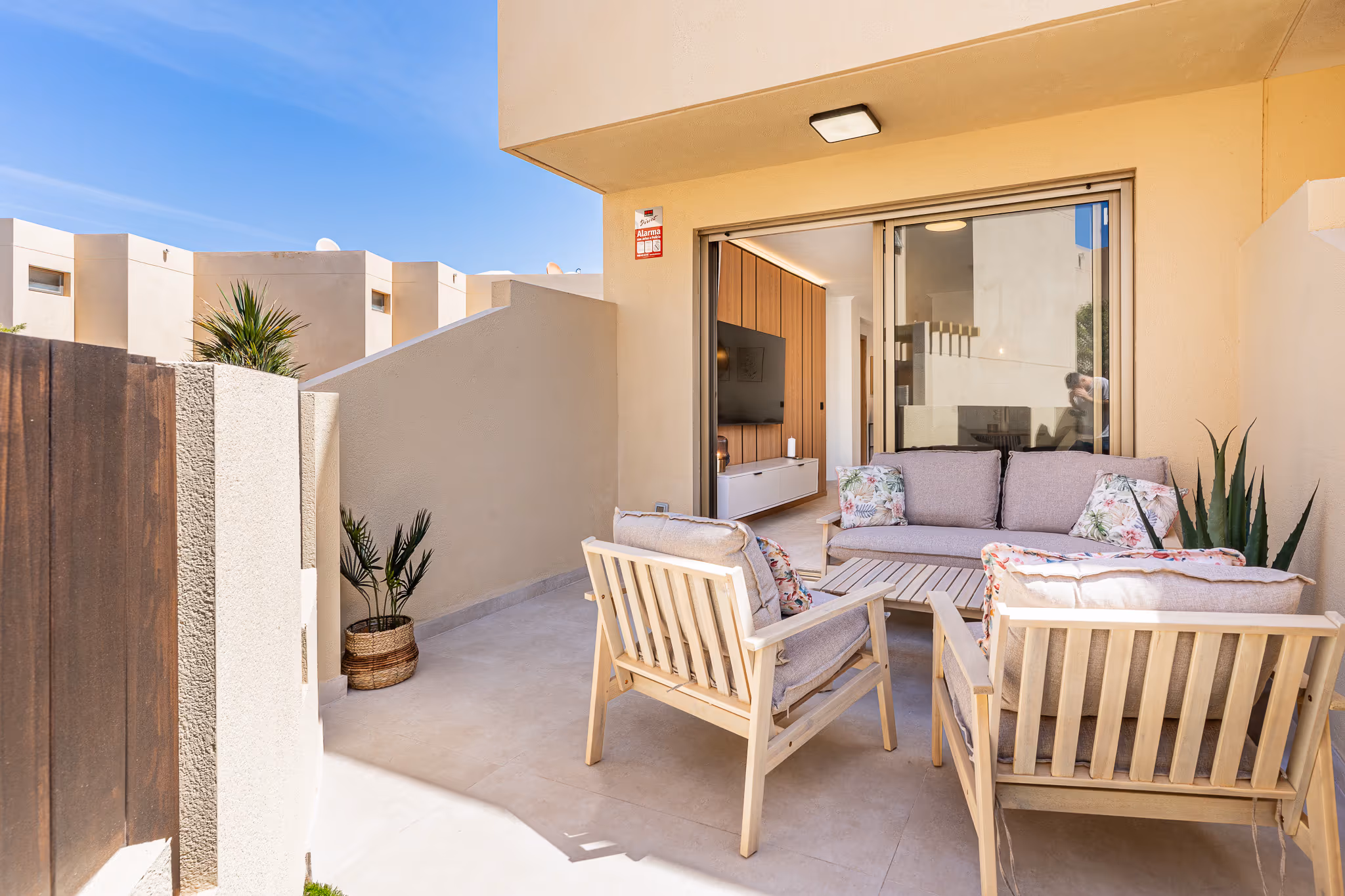 Fotografía inmobiliaria de Sotavento en La Tejita, Tenerife — imagen 11 de 23